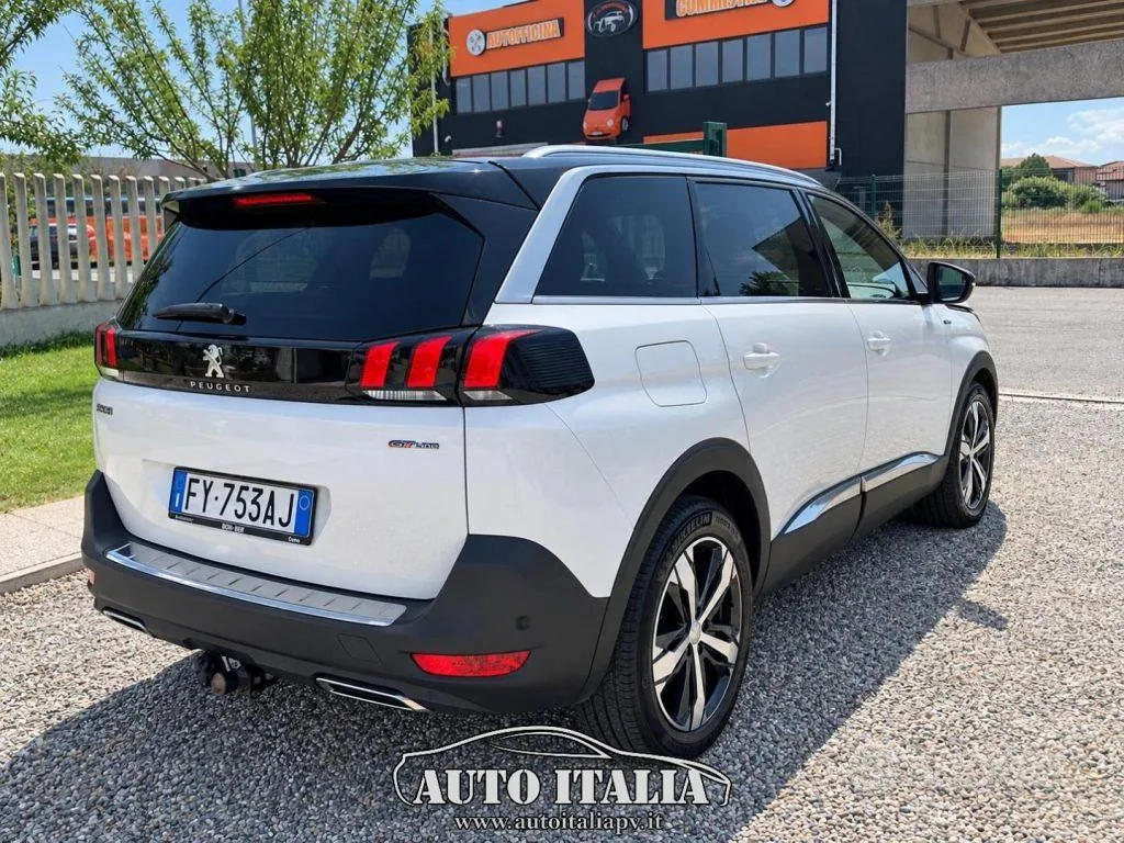 Peugeot 5008 2019 photo 5