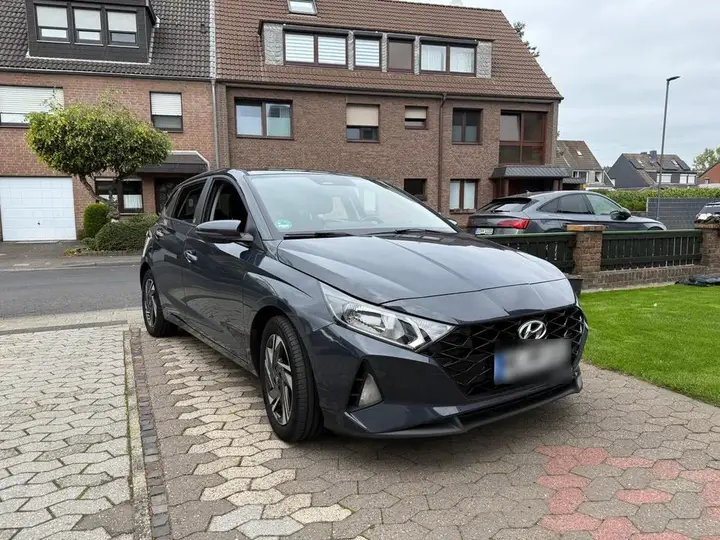 Hyundai I20