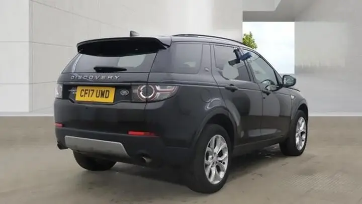 Land Rover Discovery Sport 2017 photo 5