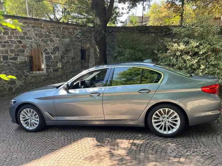 BMW 5 Series 2019 photo 3
