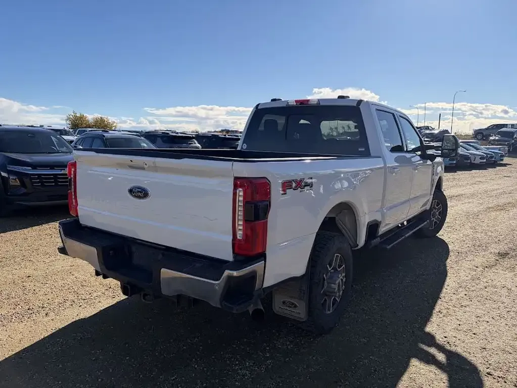 Ford F-350 Super Duty 2023 photo 4