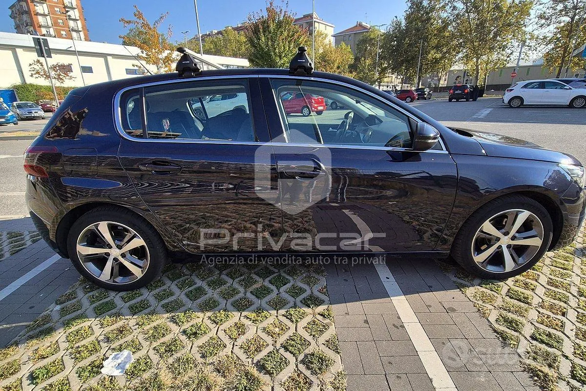 Peugeot 308 2019 photo 4