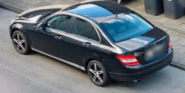 Mercedes-Benz C200 W204