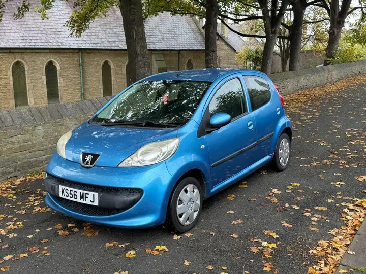 Peugeot 107 2007 photo 3