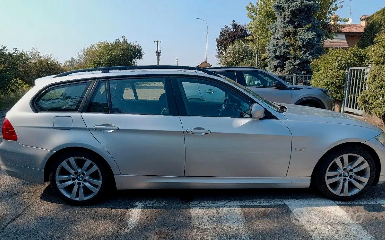 BMW 3 Series 2011 photo 5
