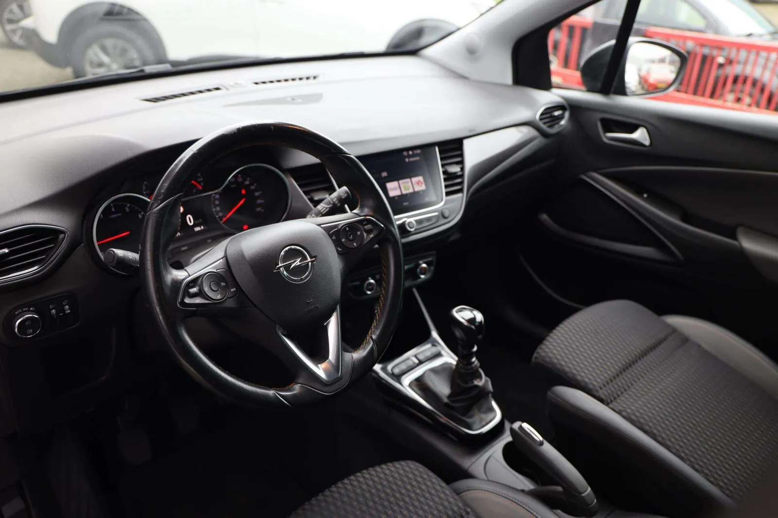 Opel Crossland X 2019 photo 4