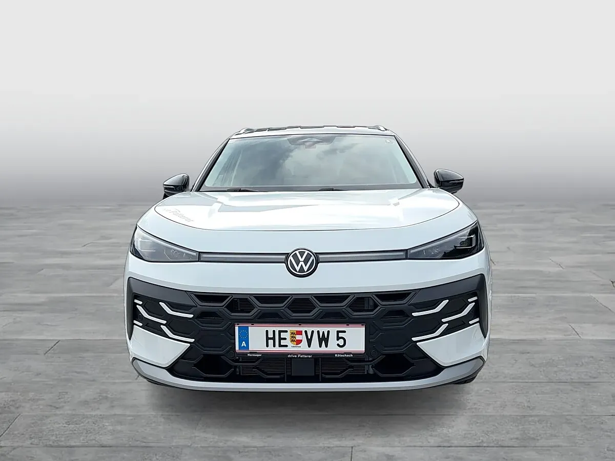 Volkswagen T-Roc 2026 photo 2