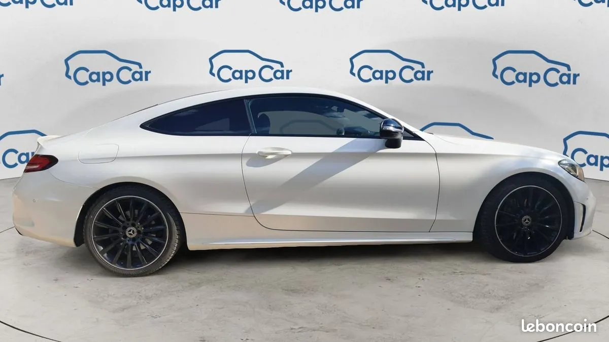 Mercedes-Benz C-Class 2021 photo 4