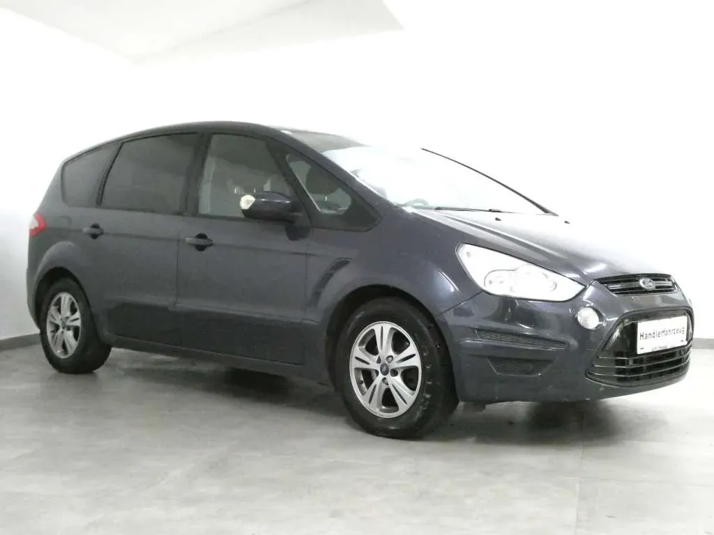 Ford S-Max 2012 photo 3