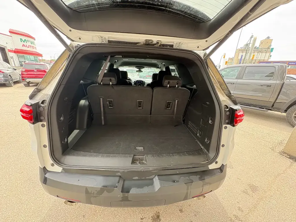 Chevrolet Traverse 2023 photo 5