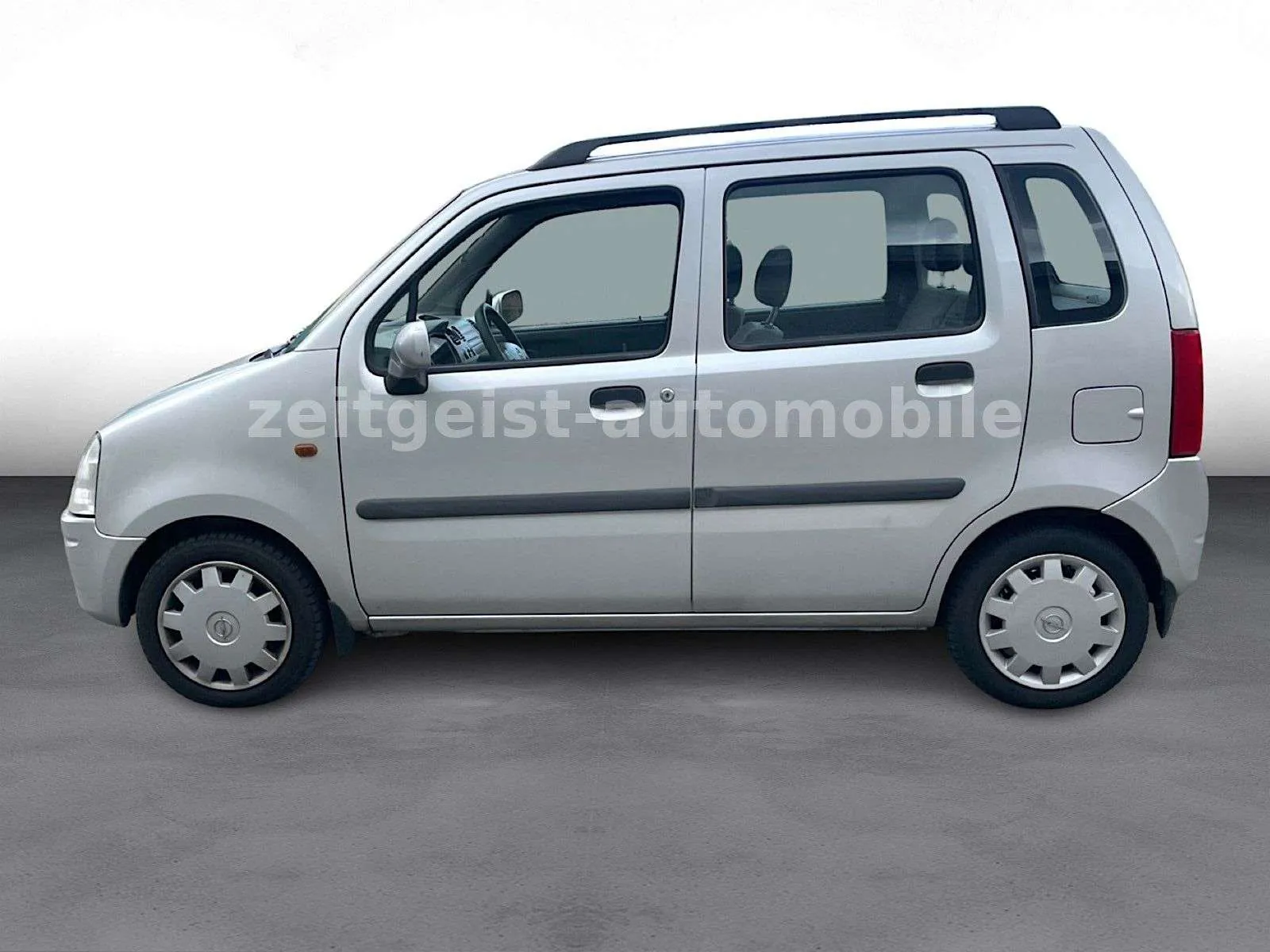 Opel Agila 2000 photo 4