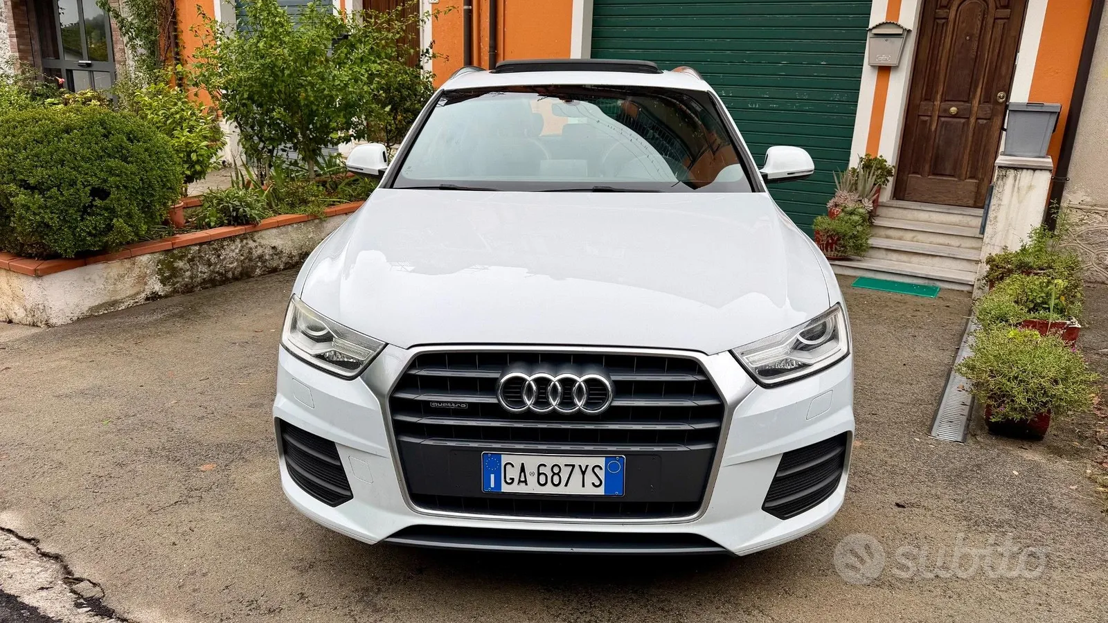 Audi Q3 2015 photo 3