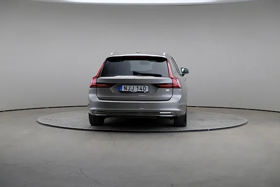 Volvo V90 2022 photo 5