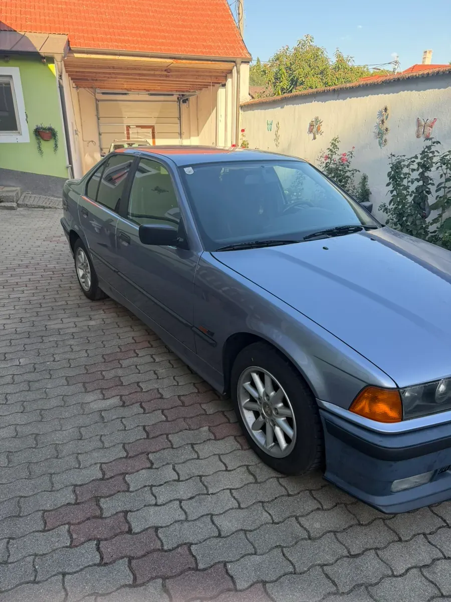 BMW 3 Series 1998 photo 2