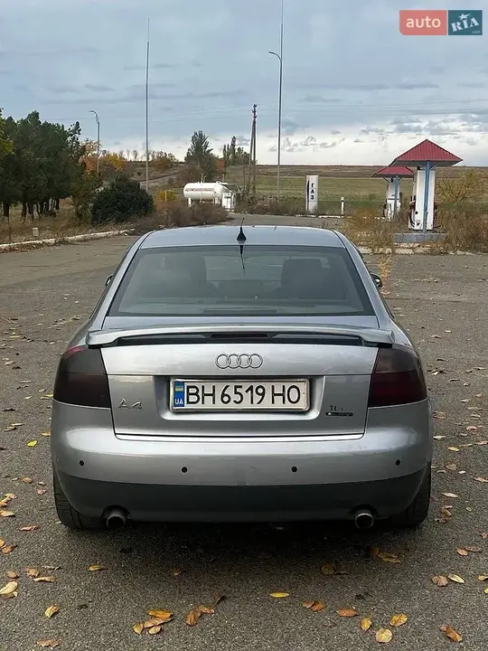 Audi A4 2003 photo 3