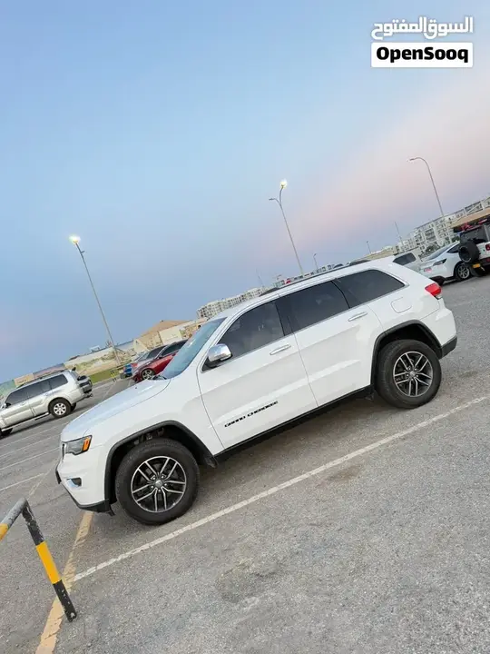 Jeep Grand Cherokee 2018 photo 3