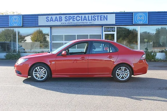 Saab 9-3 2011 photo 3