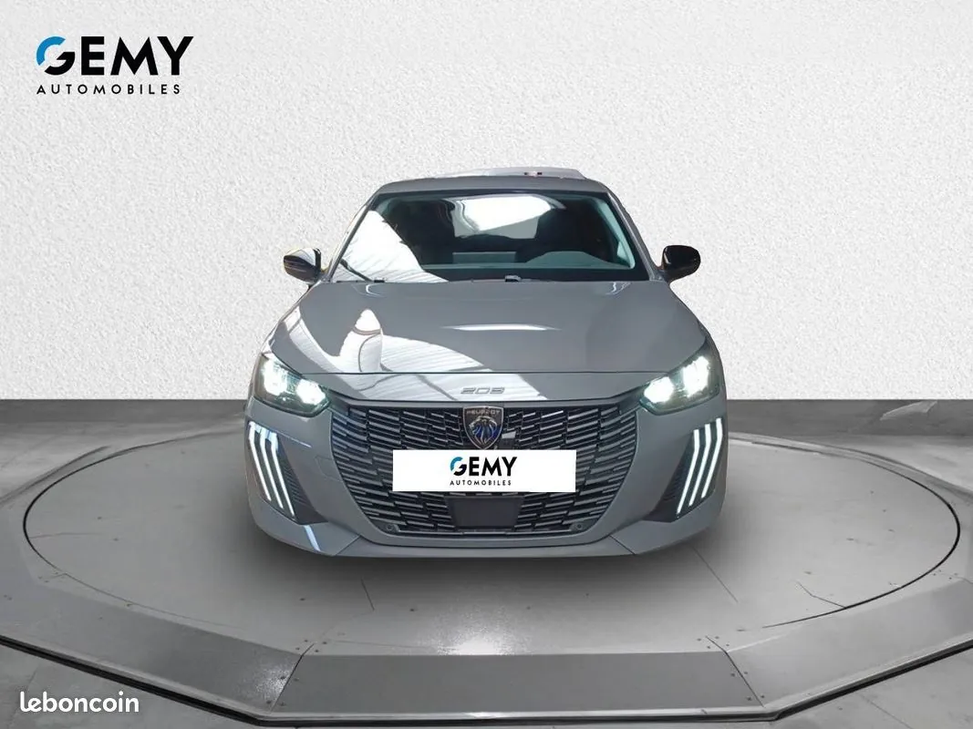 Peugeot 208 2026 photo 2