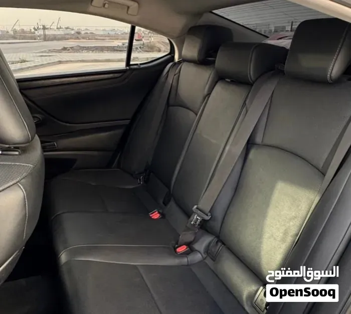 Lexus Es 2022 photo 3