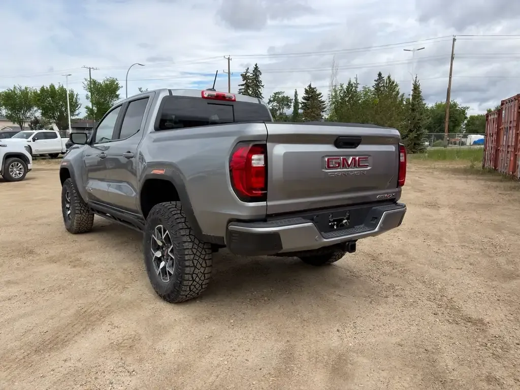 GMC Canyon 2026 photo 3
