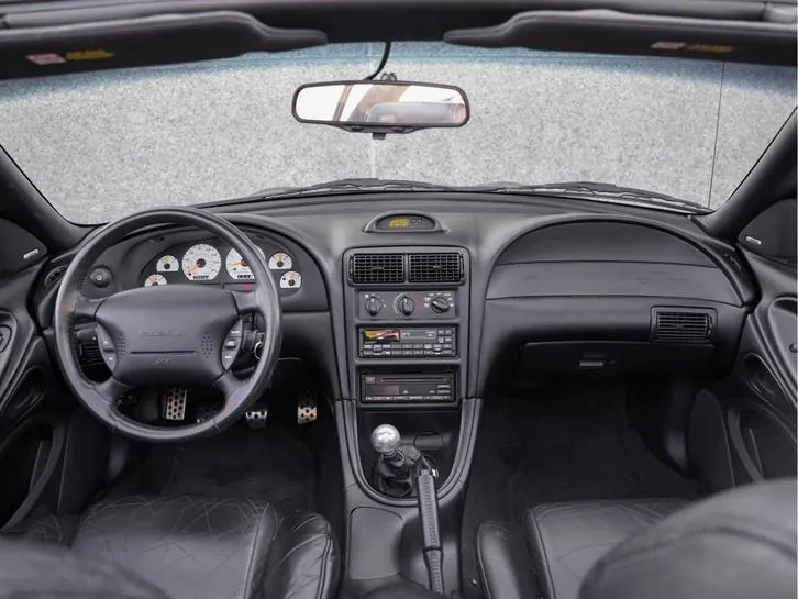 Ford Mustang Cobra 1997 photo 3
