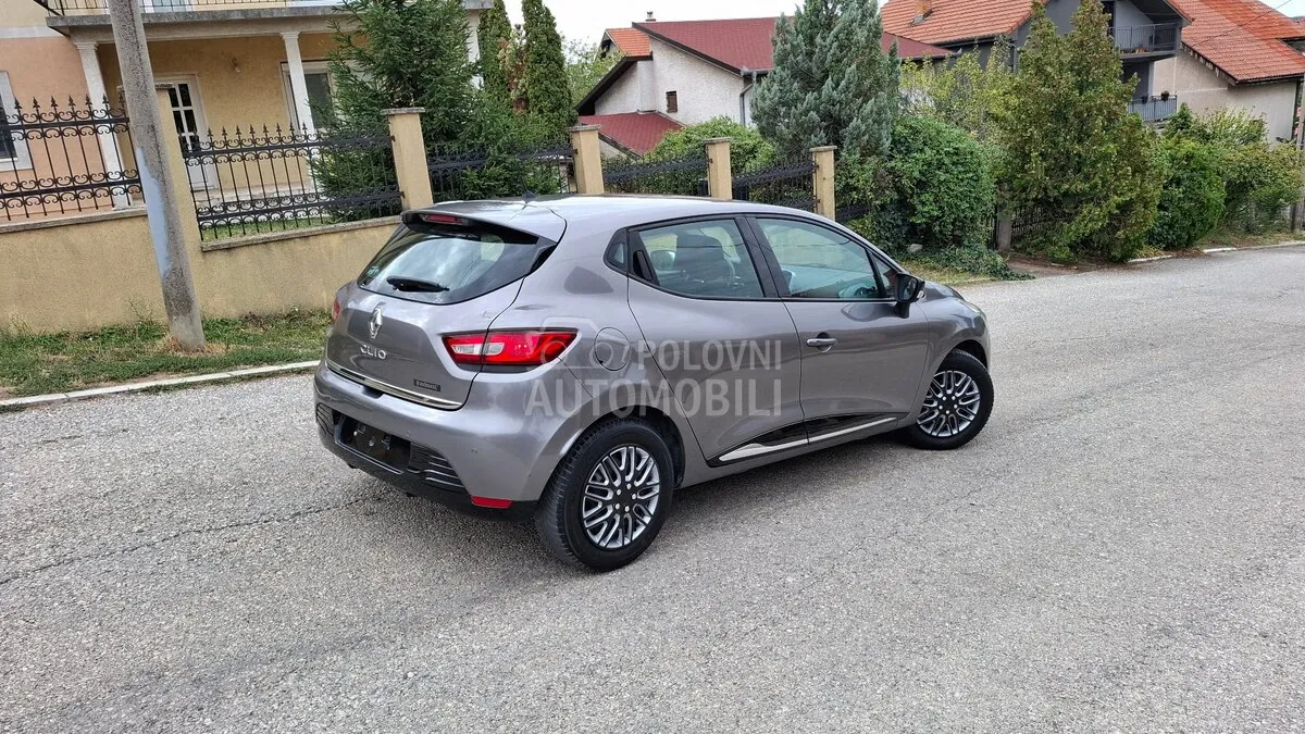 Renault Clio 2014 photo 2