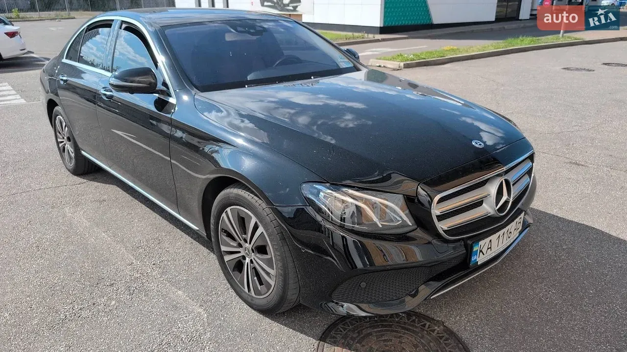 Mercedes-Benz E-Class 2019 photo 3