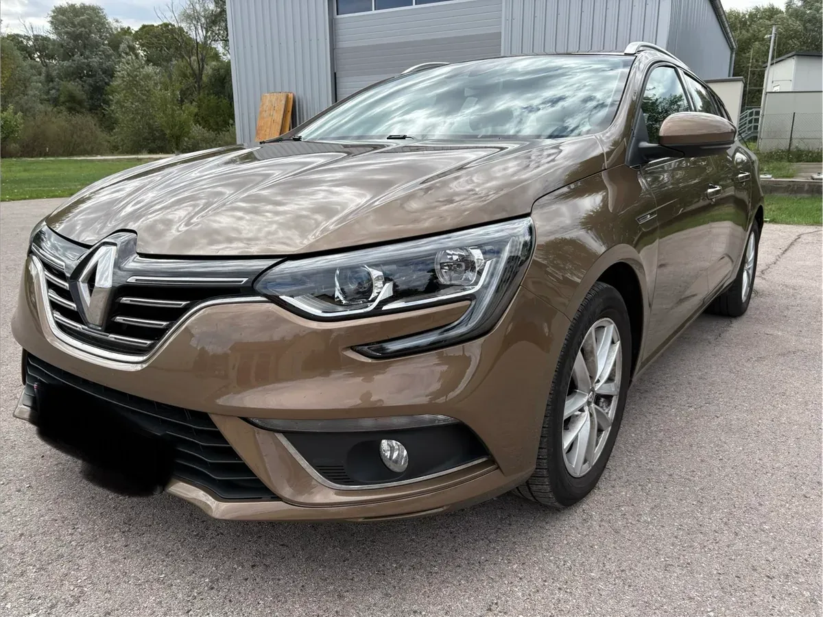 Renault Mégane 2018 photo 2