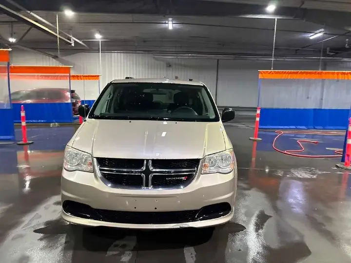 Dodge Caravan