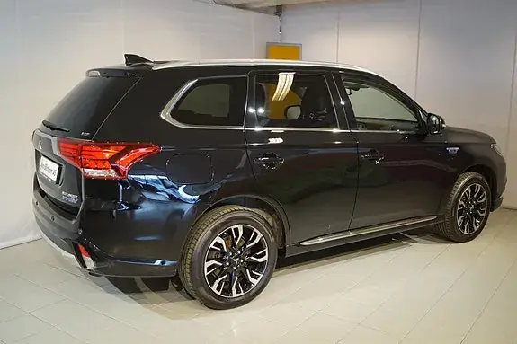 Mitsubishi Outlander 2017 photo 5