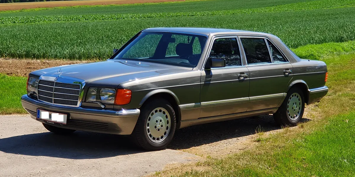 Mercedes-Benz S-Class 1988 photo 2