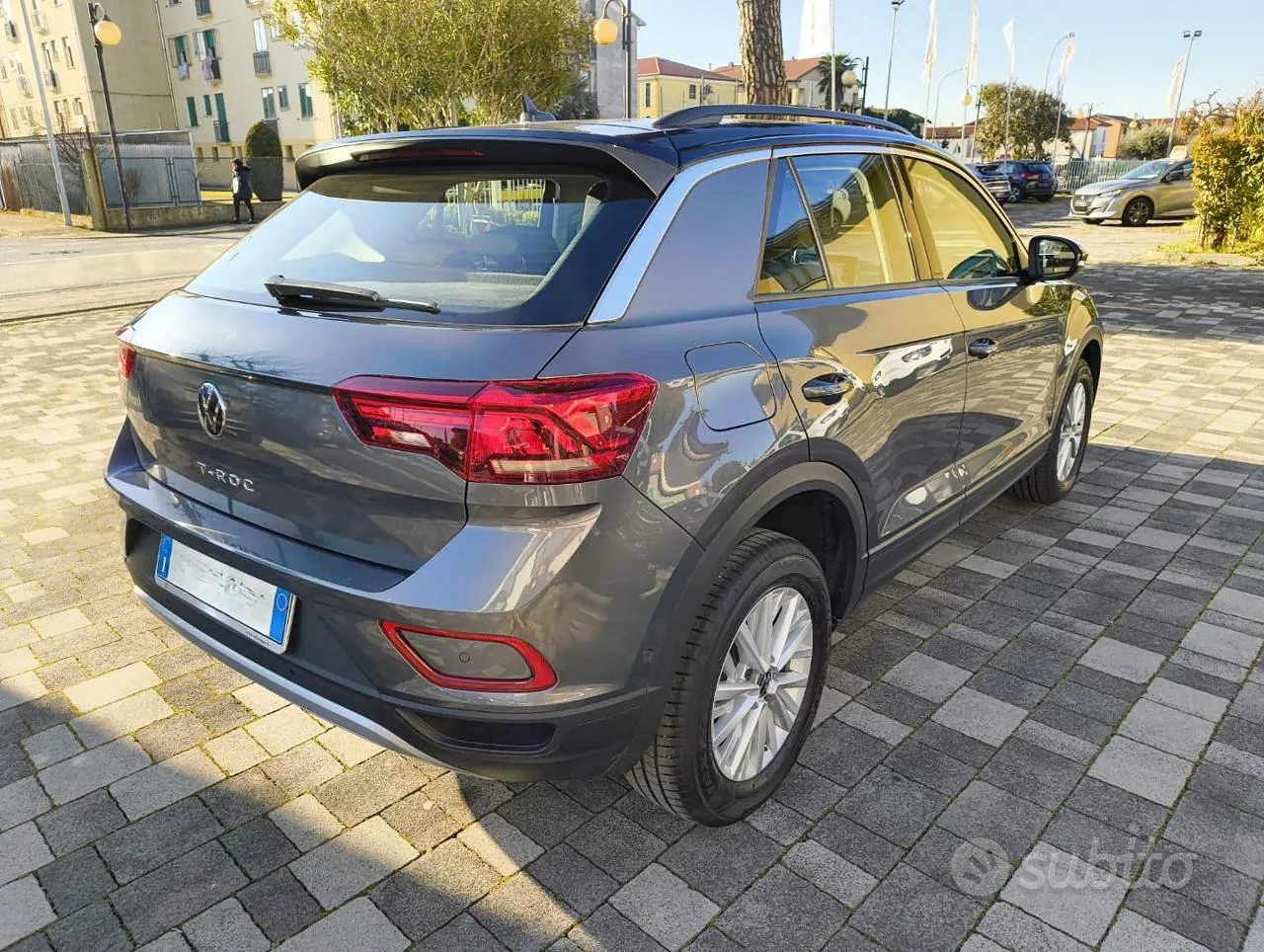 Volkswagen T-Roc 2024 photo 3