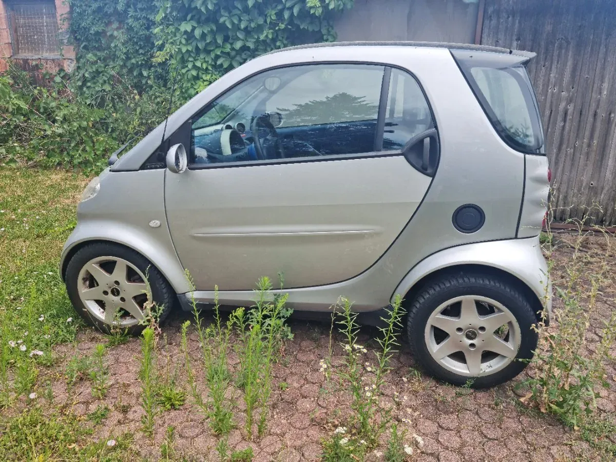 Smart Fortwo 2001 photo 2