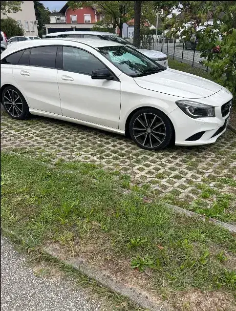 Mercedes-Benz Cla 2015 photo 2
