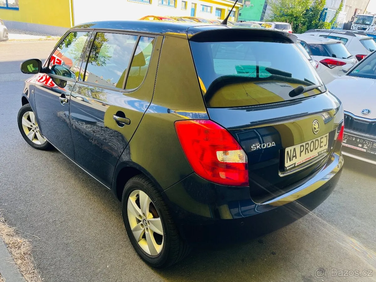 Skoda Fabia 2014 photo 4