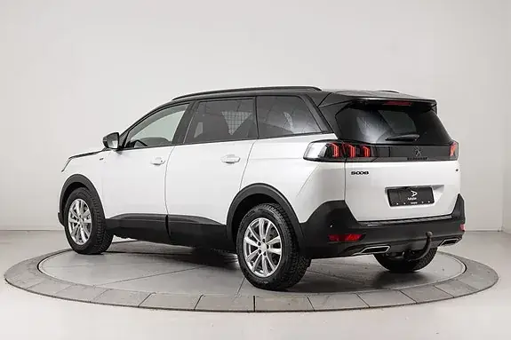 Peugeot 5008 2022 photo 5