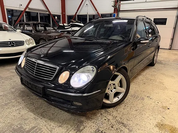 Mercedes-Benz E200