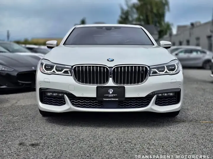 BMW 7 Series 2016 photo 3