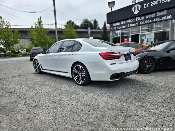 BMW 7 Series 2016 photo 5