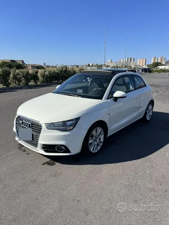 Audi A1 2012 photo 2