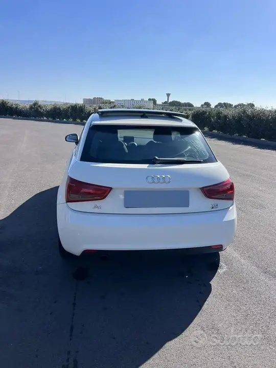 Audi A1 2012 photo 4