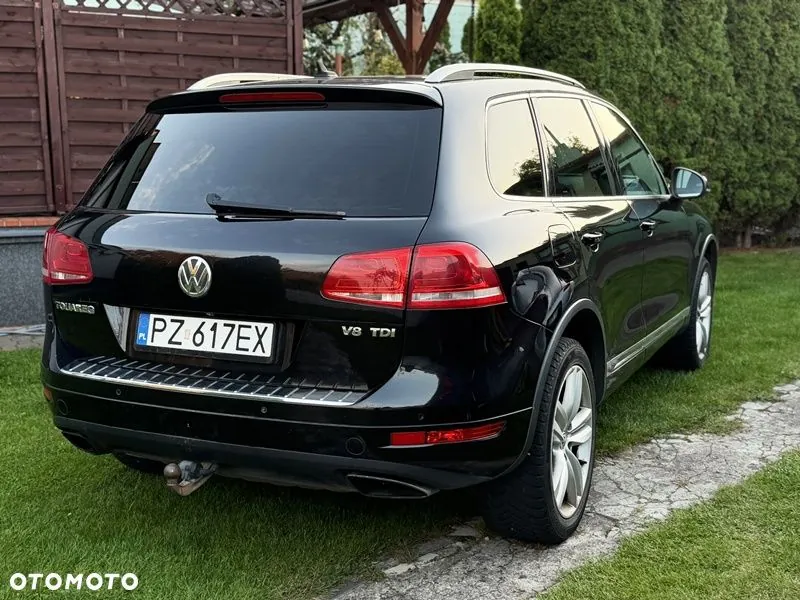 Volkswagen Touareg 2012 photo 3