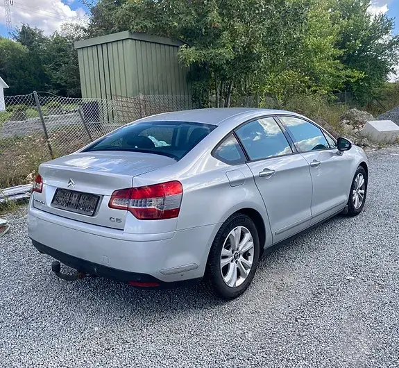 Citroen C5 2011 photo 4