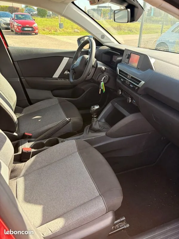 Citroen C4 2022 photo 3