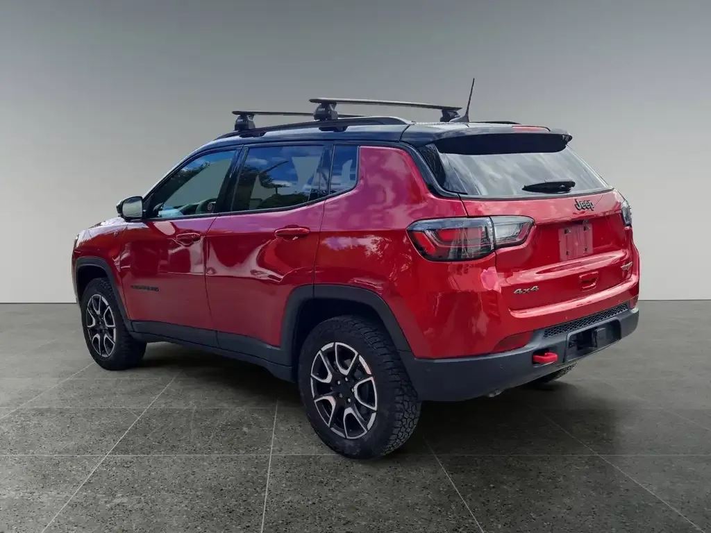 Jeep Compass Trailhawk 2024 photo 3