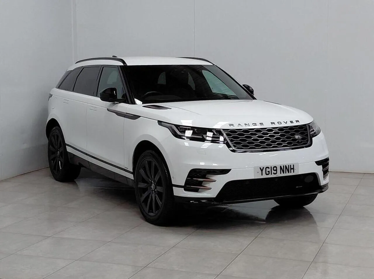 Land Rover Range Rover Velar 2019 photo 5