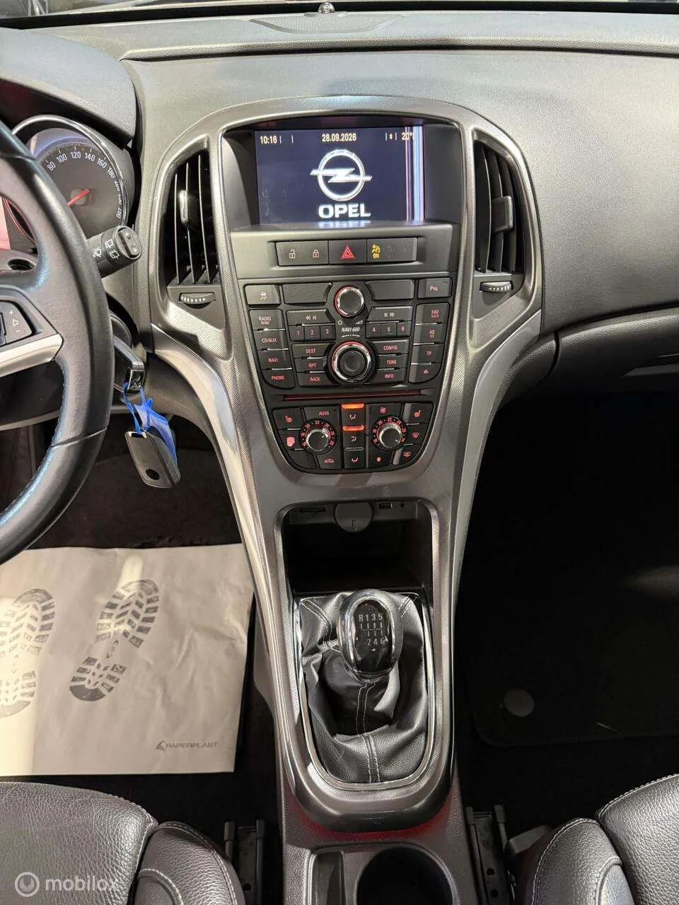 Opel Astra 2011 photo 5