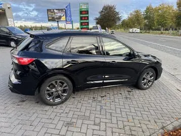 Ford Kuga 2022 photo 2