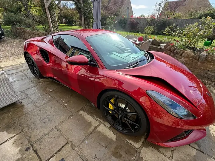Lotus Emira 2023 photo 4
