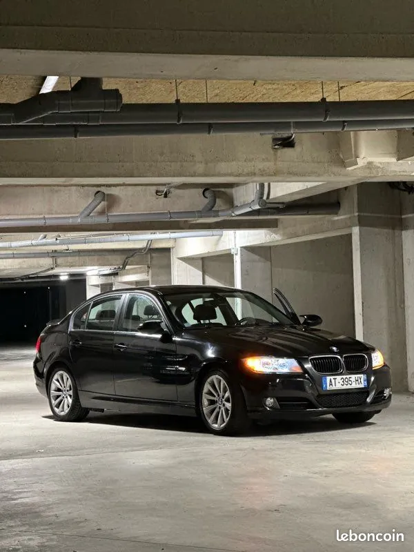 BMW Série 3 2010 photo 3